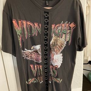 Oversized graphic tee